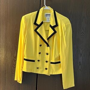 Dani Max vintage bright yellow with black trim jacket. Size 14.